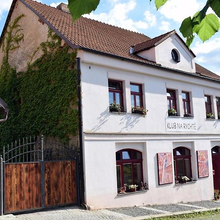 Bed and Breakfast Rychta Rataje nad Sázavou Exterior foto